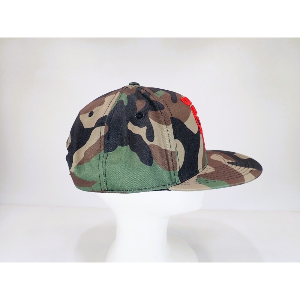 Ultra Game NBA Chicago Bulls Camo Snapback Hat Red Embroidered Adjustable Cap - Picture 5 of 9